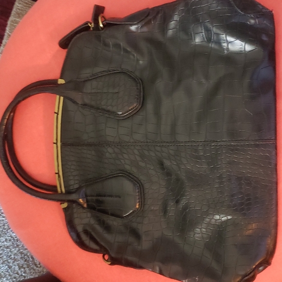 Black Handbag - Picture 3 of 9